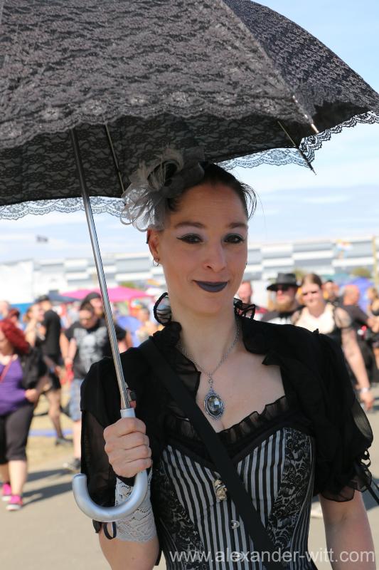 215-20180812-130810=9351