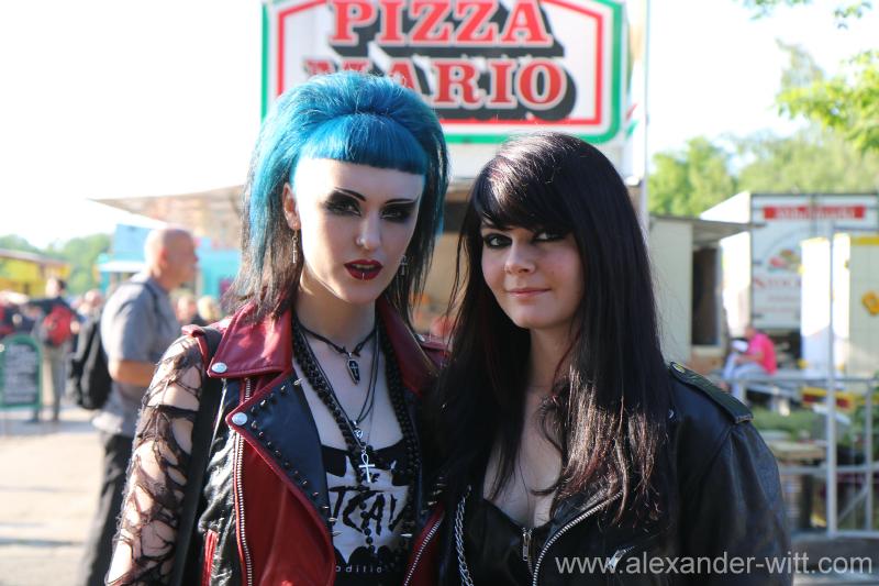 20150524-183300=6988