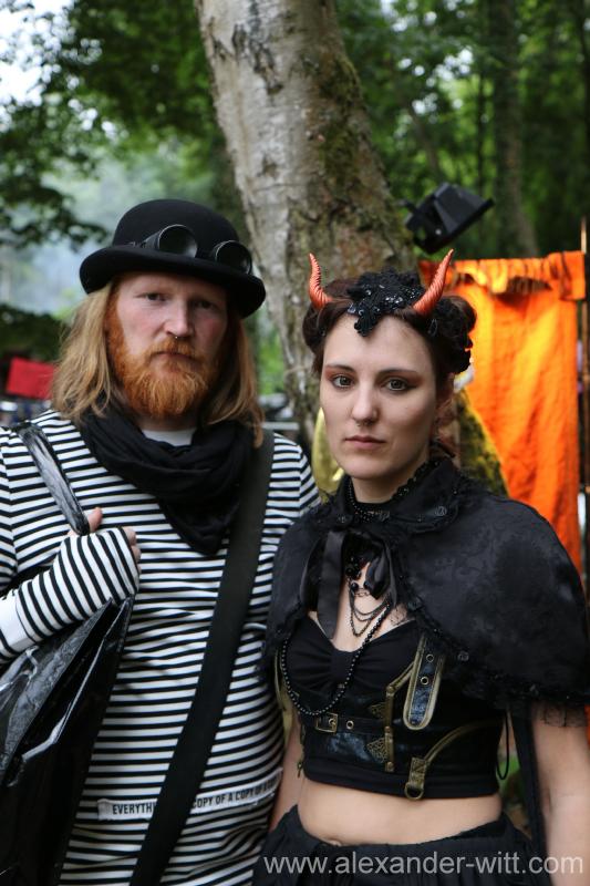 20150525-185938=7700