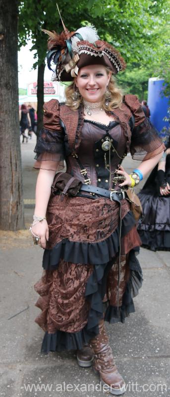 20150525-194908=7753